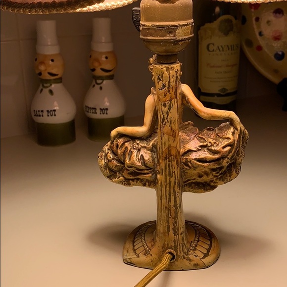 Antique small lady’s lamp w/original shade!💖 - Picture 3 of 8